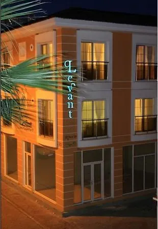Levant & Apartment Cesme